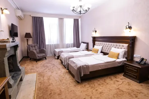 Hotel Imperial House - 3 ดาว