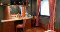 HR Hotel - 3-Star