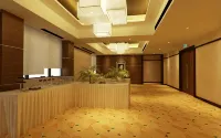 โรงแรมฮอลมาร์ค คราวน์ - พร้อมอาหารเช้า