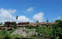 Taman Dolan Home & Resort - parking