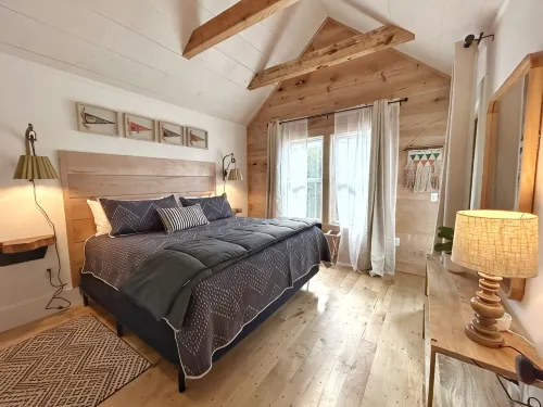 Modern Luxury meets Downtown Experience Centrally-Located in Bryson City - Wifi