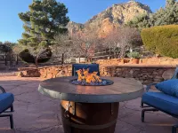New 4 Bedroom - Superbly Sedona - ジャグジー