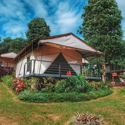 Trizara Resorts - Glam Camping Hotel berhampiran Air Terjun Cimahi