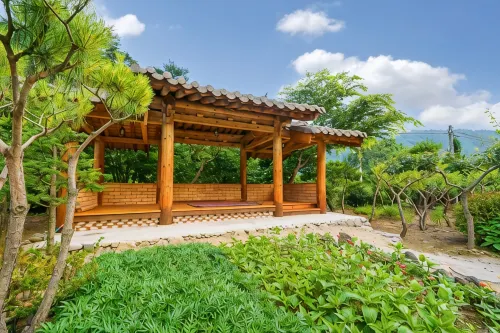 Samcheok Forest Pension - 3 ดาว