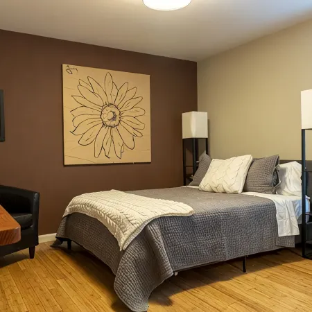 Launch your Colorado adventures – Historic Downtown convenience