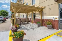 Comfort Suites Coralville I-80 - Pet friendly