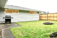 BayView Escape - True waterfront property - 2-Star