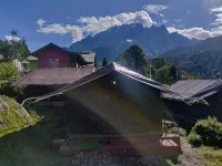 Ourguest Camp Lachung - parking