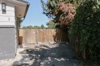 French Cottage Inspired Basement Apartment 15 From Downtown Boise - Apartments