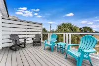 Ocean-view 2 bed 1 bath near island center on beautiful Saint George Island - 4-Star
