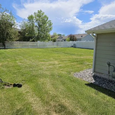 single/multi family 4 bed 2 bath 2 garage