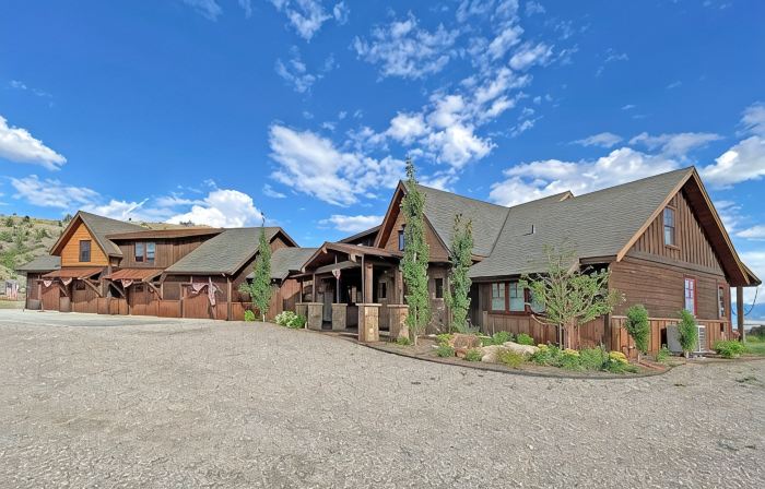 5 Star - Golden Eagle Loft