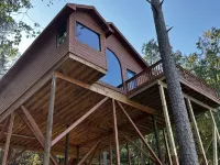 Crockett's Escape Treehouse on Greers Ferry Lake - Alojamientos