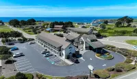 Emerald Dolphin Inn & Mini Golf - Kæledyr tilladt