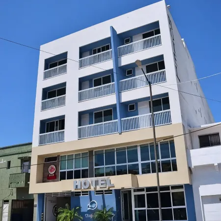 Hotel Delfines - a 2 Calles del Acuario Veracruz