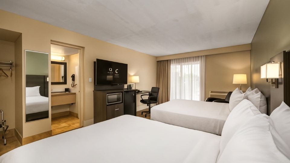 Quality Inn & Conference Centre Kingston Central