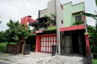 Mozza Guest House - Pensions