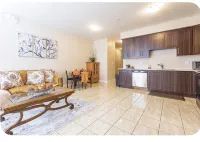 UBC/South Van 2BD Family Suite - 2-Sterne