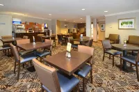 Holiday Inn Express & Suites SANTA CLARA by IHG - 3-Star