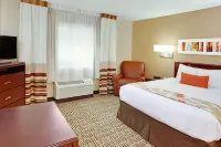 MainStay Suites Detroit Auburn Hills Hotels in Oakland County