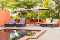 Mas Latour Lavail - Pools