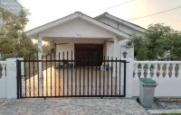 Gemas Homestay Ria - parking