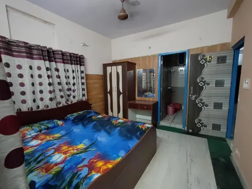 Hotel Golden Crown - Pet Friendly