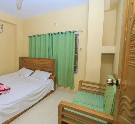 Hotel Goyas Palace - 2-Star