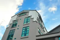 Tat Place Hotel Hotels near Luagan Lalak Recreation Park