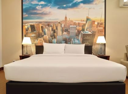 Grand Service Apartment at Times Square