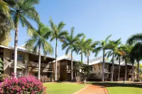 Seashells Broome Hotels near Red Sand Beach