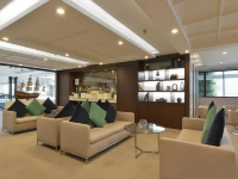 센터 포인트 플러스 호텔 실롬