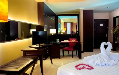 Zurich Hotel Balikpapan Hôtels à proximité de : Sales Daihatsu Astra