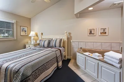 Snug Harbor Inn Hotels in Sevastopol