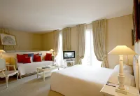 Les Etangs de Corot Hotels in Chaville