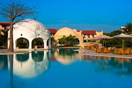 Swahili Beach Отели рядом с Аэропорт Юканда