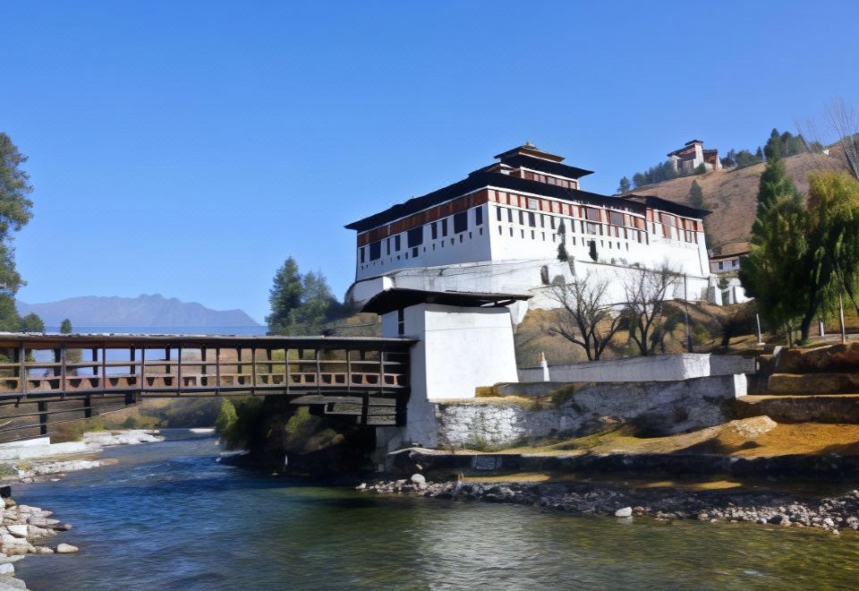 Tashi Namgay Grand