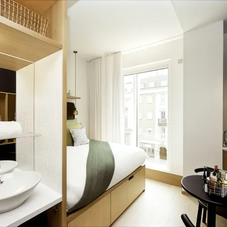 Wilde Aparthotels London Covent Garden Отели рядом с достопримечательностью «Театр Критерион»