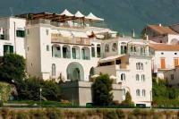 博娜蒂斯飯店 Convento Frati Minori Conventuali S.Francesco附近的飯店