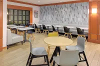 Hyatt House Boston Burlington Hotels in Burlington