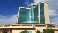 Pars Hotel Tabriz Hotels near فروشگاه بایرام