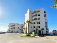 Seafront Condo Pool and Jacuzzi Hotels in Општина Плајас де Росарито