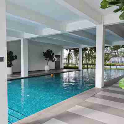 Cozy Studio Pool View by sm Hub Fitness & Recreational Facilities