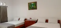 Griya Kulon Yogya Các khách sạn ở Sedayu