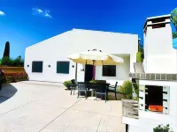 Villa Etoile Các khách sạn ở Artemisia