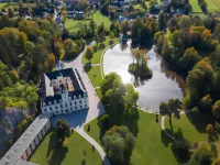 Hotel Schloss Hernstein Hotel di Wiener Neustadt