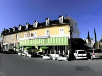 Hôtel du Commerce - Tabac Hôtels à proximité de : Ensemble scolaire Le Beau Rameau