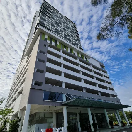 Swan Garden Resort Hotel