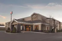 Country Inn & Suites by Radisson, Erie, PA