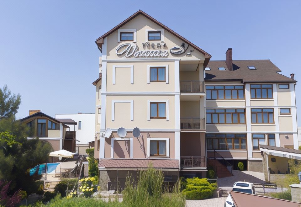 hotel overview picture